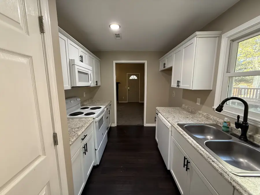 208 Woodmaker Ct, Nashville, TN 37214 - #3