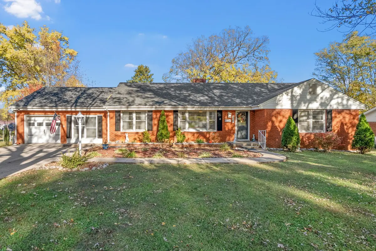 310 Elton Dr, Hopkinsville, KY 42240 - Image #1