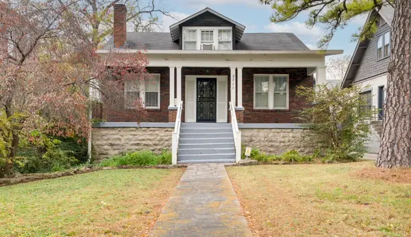 2711 Belmont Blvd, Nashville, TN 37212