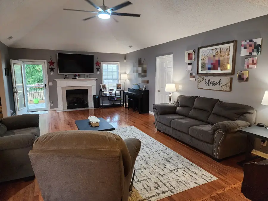 3375 Poplar Hl, Clarksville, TN 37043 - Image #3