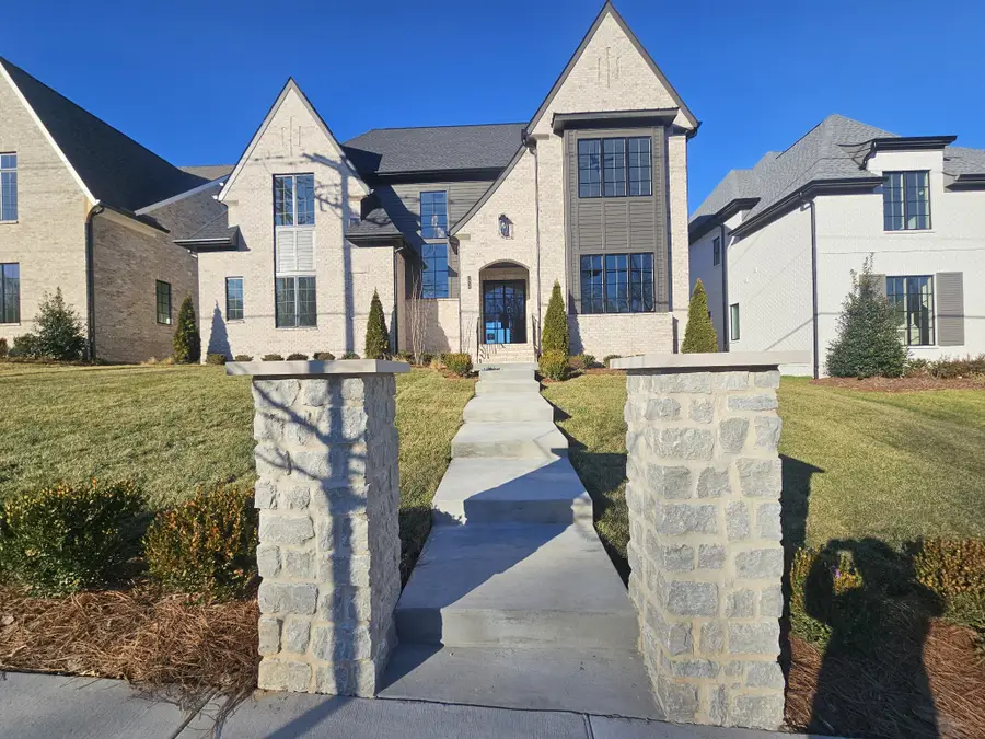 2958 Del Rio Pike, Franklin, TN 37069 - Image #2