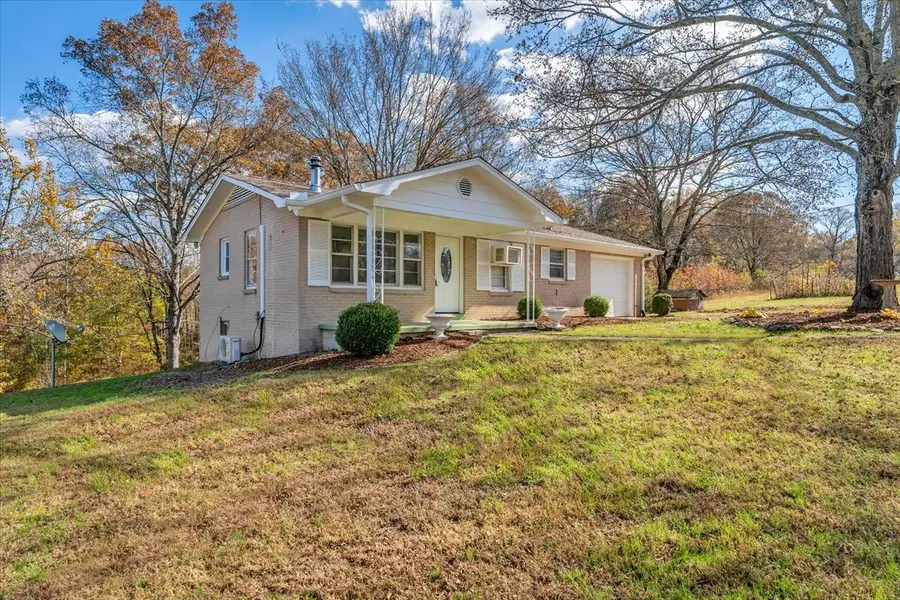 390 Junus Jackson Hollow Rd, Minor Hill, TN 38473 - Image #2