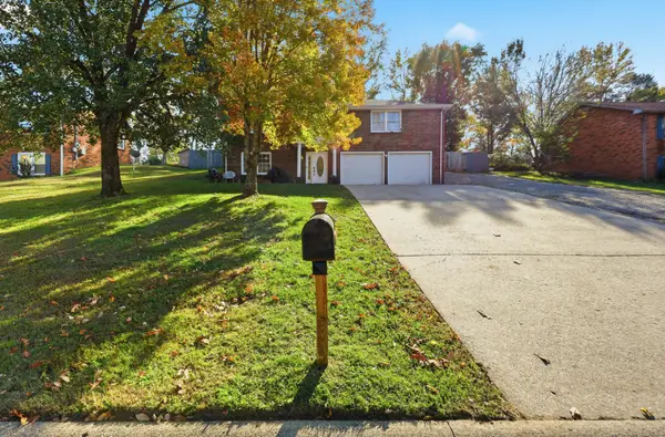 408 Needlewood Dr, Clarksville, TN 37040