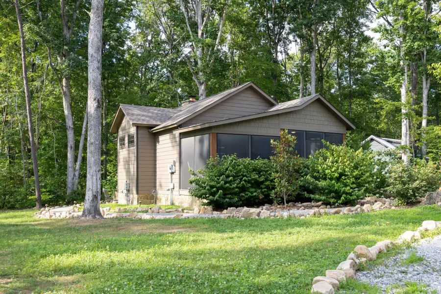 292 Waters Edge Way, Tracy City, TN 37387 - Image #3