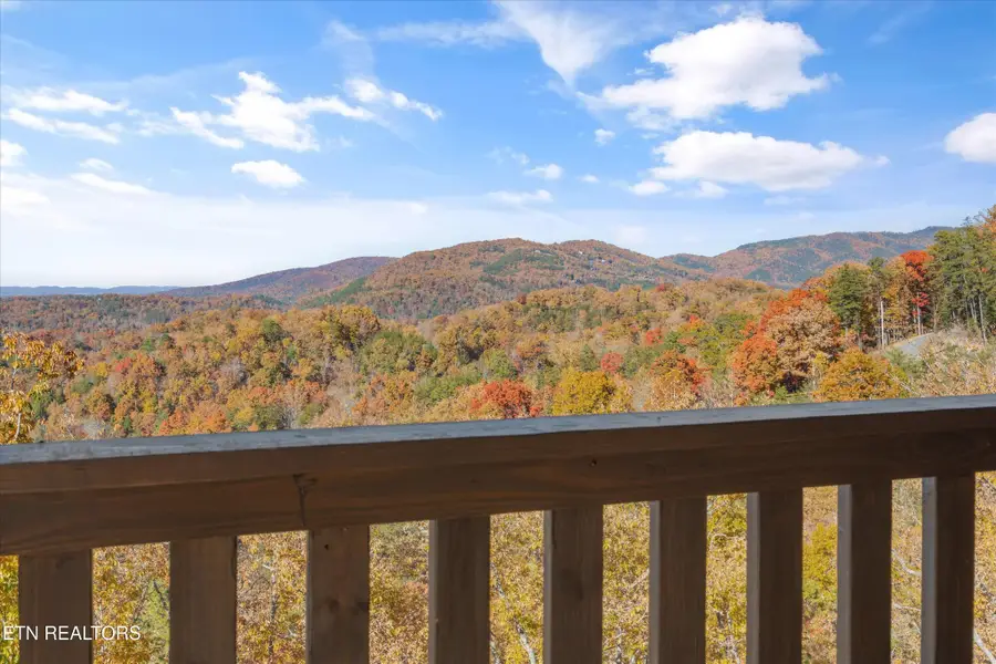 3165 Bear Mountain Lane, Sevierville, TN 37876 - Image #2