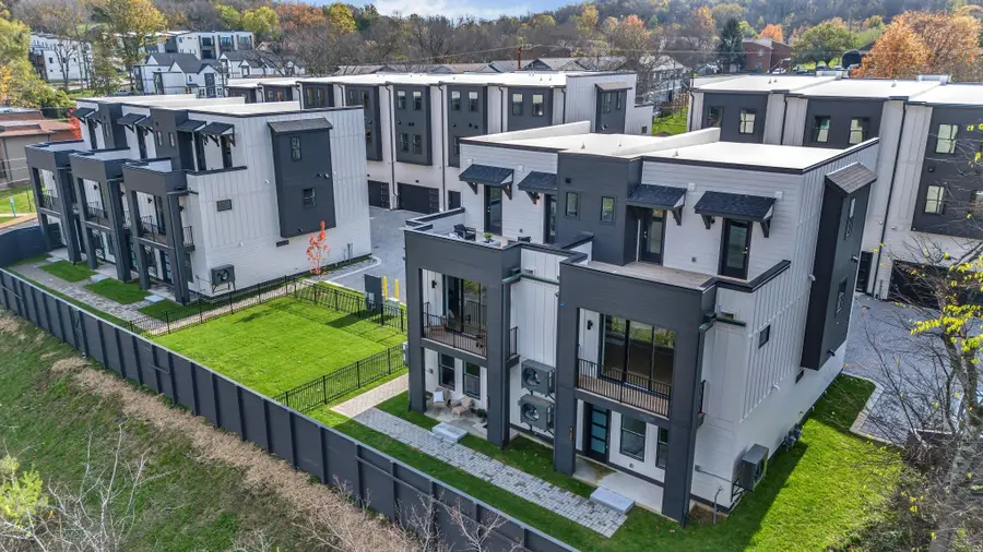 828E Watts Ln, Nashville, TN 37209 - Image #3