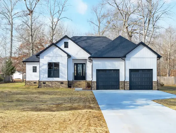 153 Dogwood Trl, Estill Springs, TN 37330