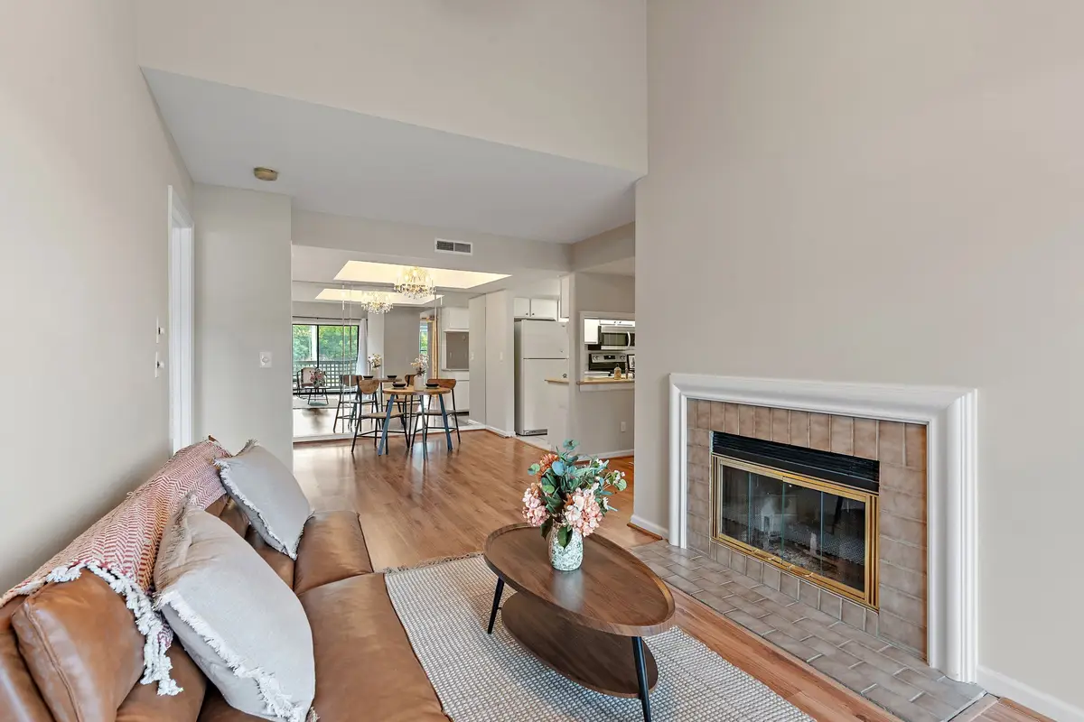 259 Hillsboro Pl, Nashville, TN 37215 - Image #1