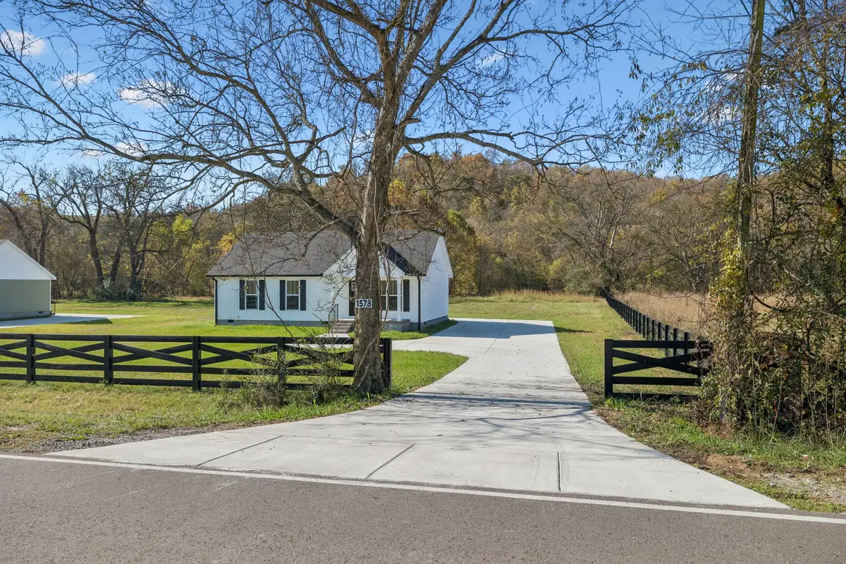 1578 Big Dry Creek Road, Pulaski, TN 38478 - Image #1