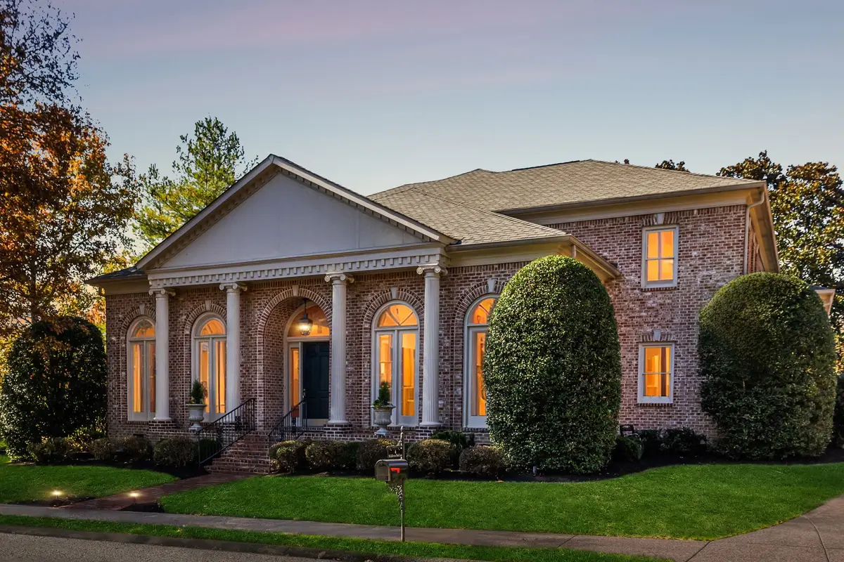 4 Middleton Park Ln, Nashville, TN 37215 - #1