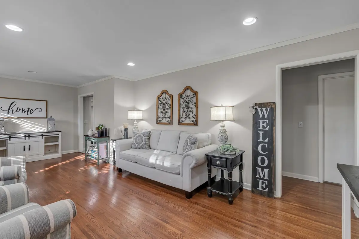 300 Kemper Dr S, Madison, TN 37115 - Image #1