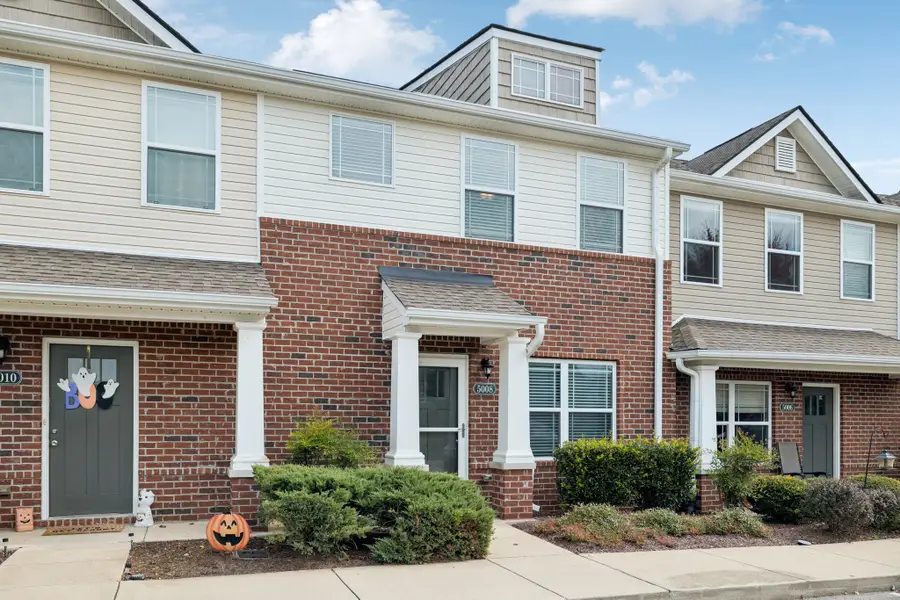 5008 Fennel Ct, Spring Hill, TN 37174 - Image #2