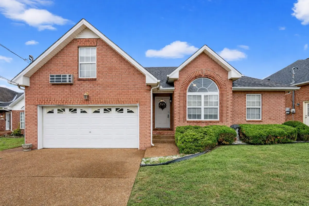 116 Edgeview Dr, Hendersonville, TN 37075 - Image #1