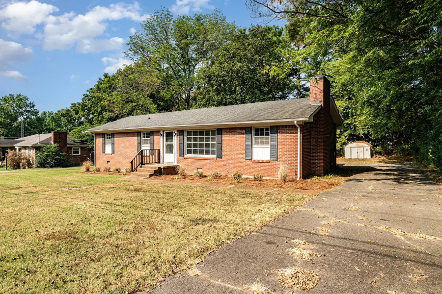 228 Bate Ave, Gallatin, TN 37066 - Image #2