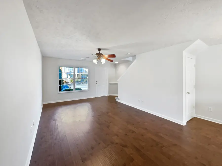 502 Bradburn Village Cir, Antioch, TN 37013 - Image #3