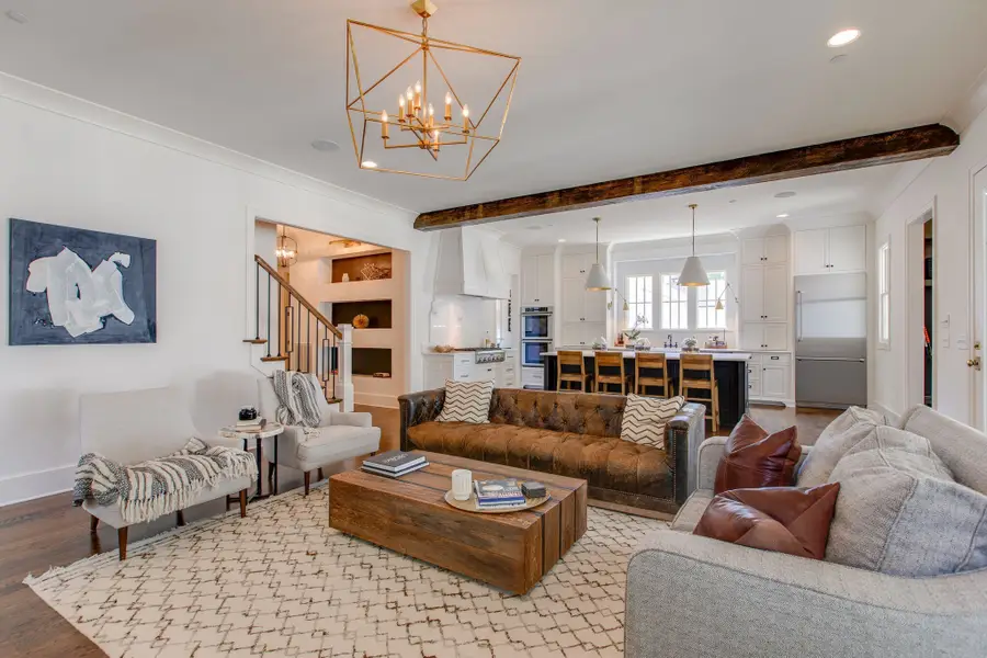 204 Elmington Ave, Nashville, TN 37205 - Image #2