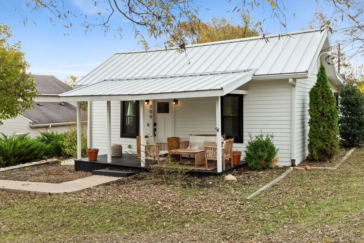 700 Maplewood Ln, Nashville, TN 37216 - Image #1