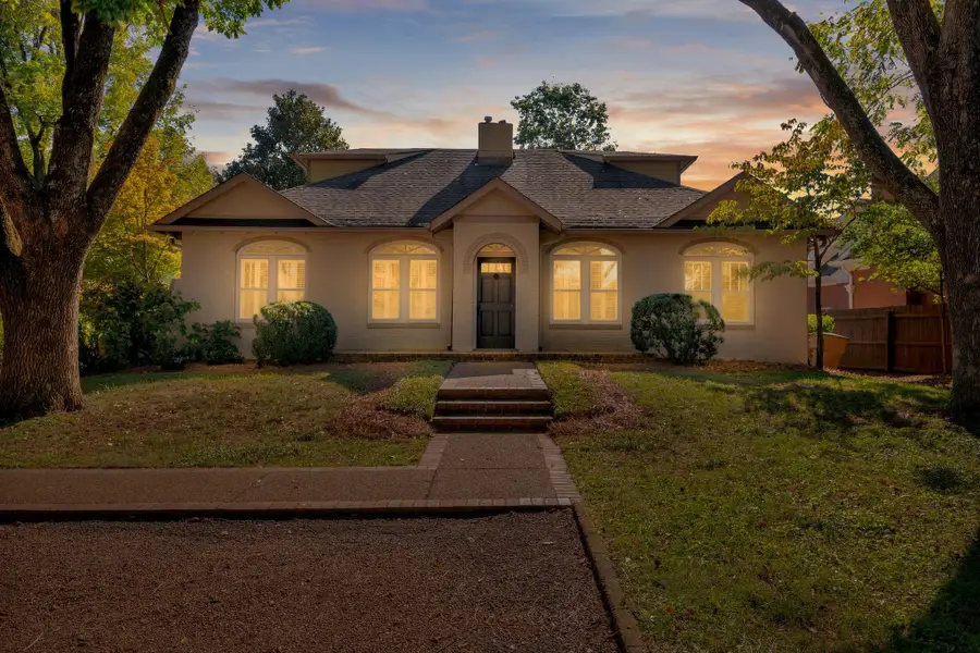 203A Woodmont Cir, Nashville, TN 37205 - Image #2