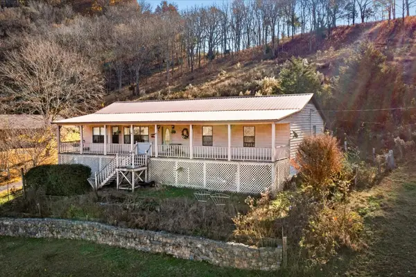 3885 Delina Rd, Cornersville, TN 37047