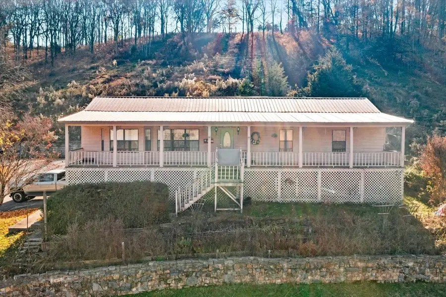 3885 Delina Rd, Cornersville, TN 37047 - Image #3