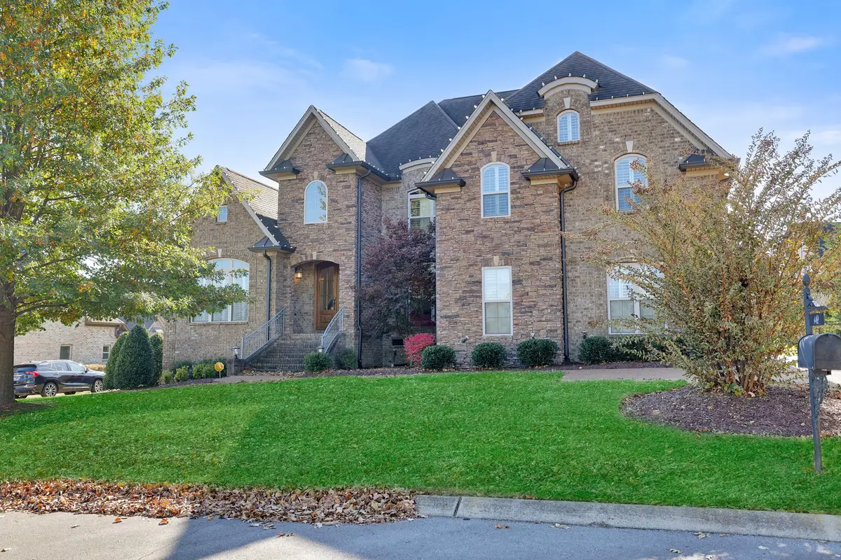 142 Waters Hill Cir, Lebanon, TN 37087 - Image #1