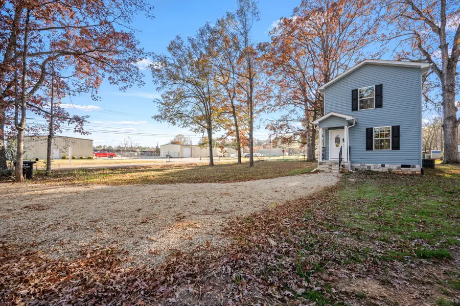 1113 E Decherd St, Tullahoma, TN 37388 - Image #2