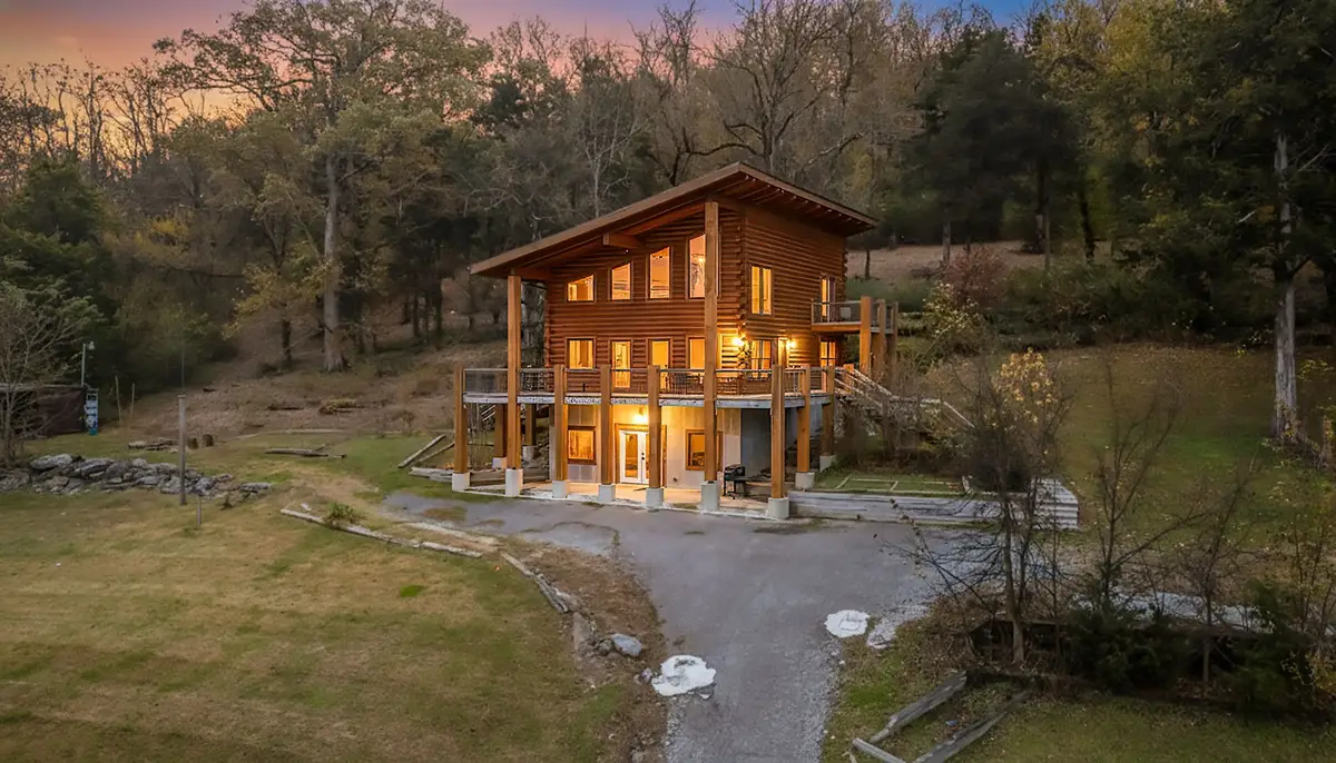 4664 Highway 64 E, Wartrace, TN 37183 - Image #1