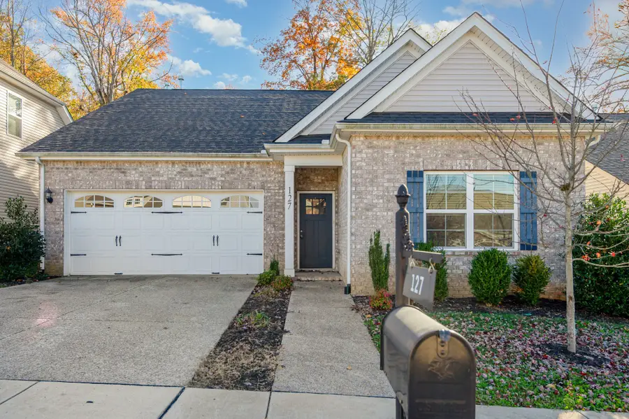 127 Auxley Ct, White House, TN 37188 - Image #2