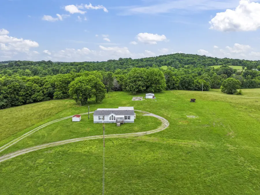 439 Philippi Road, Wartrace, TN 37183 - Image #3