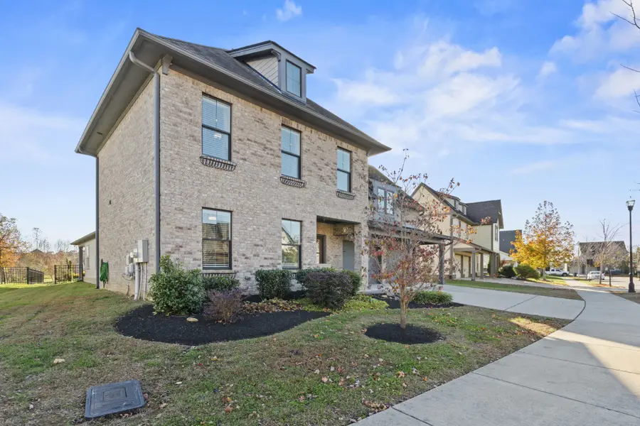 2049 Beamon Dr, Franklin, TN 37064 - #2