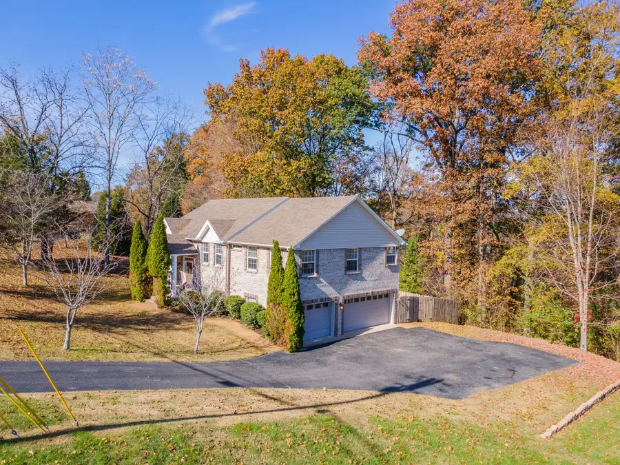 529 Katelyn Dr S, Spring Hill, TN 37174 - Image #3