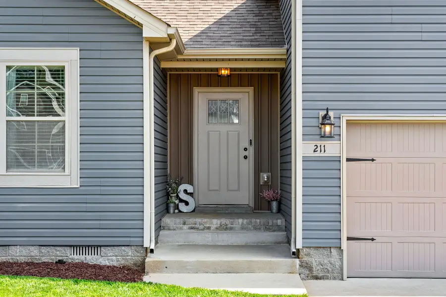 211 Sambar Dr, Clarksville, TN 37040 - #2