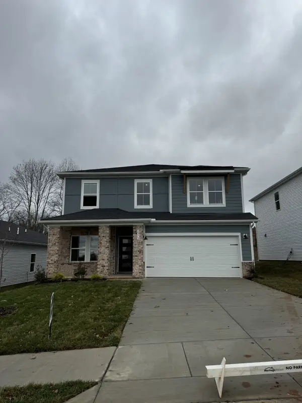 2373 Woodmeadow Dr, Clarksville, TN 37043