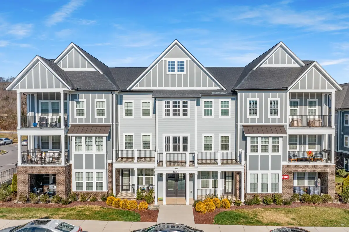 800 Vintage Green Ln #103, Franklin, TN 37064 - Image #1