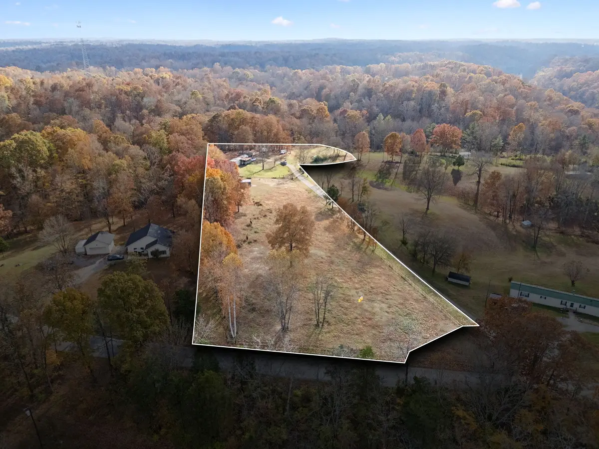 3917 Mobleys Cut Rd, Franklin, TN 37064 - #1