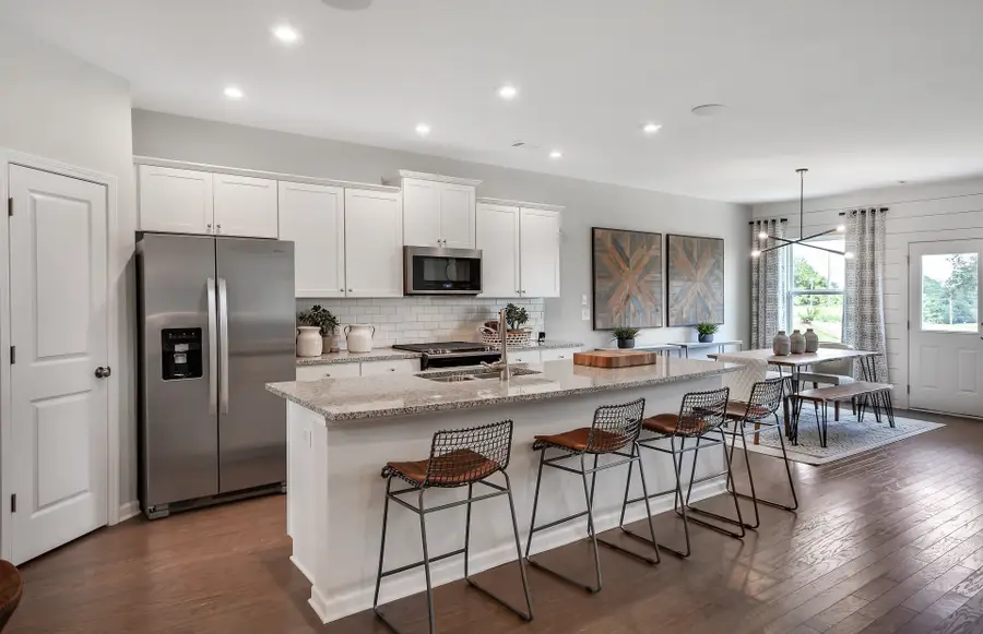 211 Land Breeze Drive, La Vergne, TN 37086 - Image #2