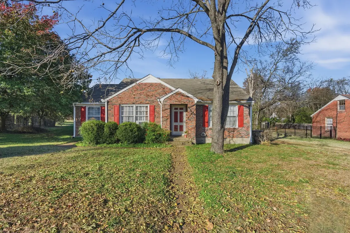 5562 Knob Rd, Nashville, TN 37209 - #1