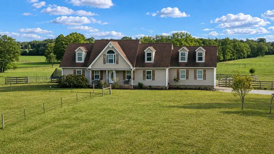 1883 Sawgrass Ln, Chapel Hill, TN 37034 - #2
