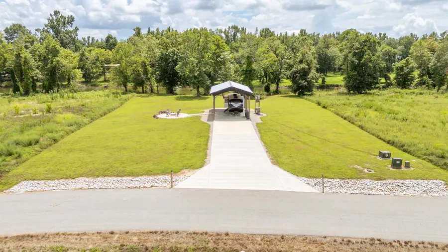 6425 Cravens Rd, Savannah, TN 38372 - #2