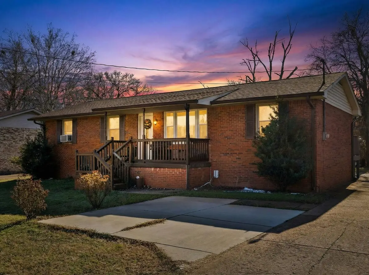 449 Janette Ave, Goodlettsville, TN 37072 - #1