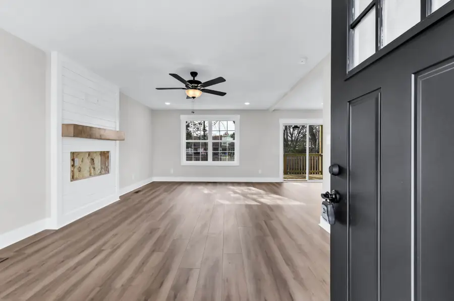 264 Switchgrass Dr, Clarksville, TN 37042 - #3