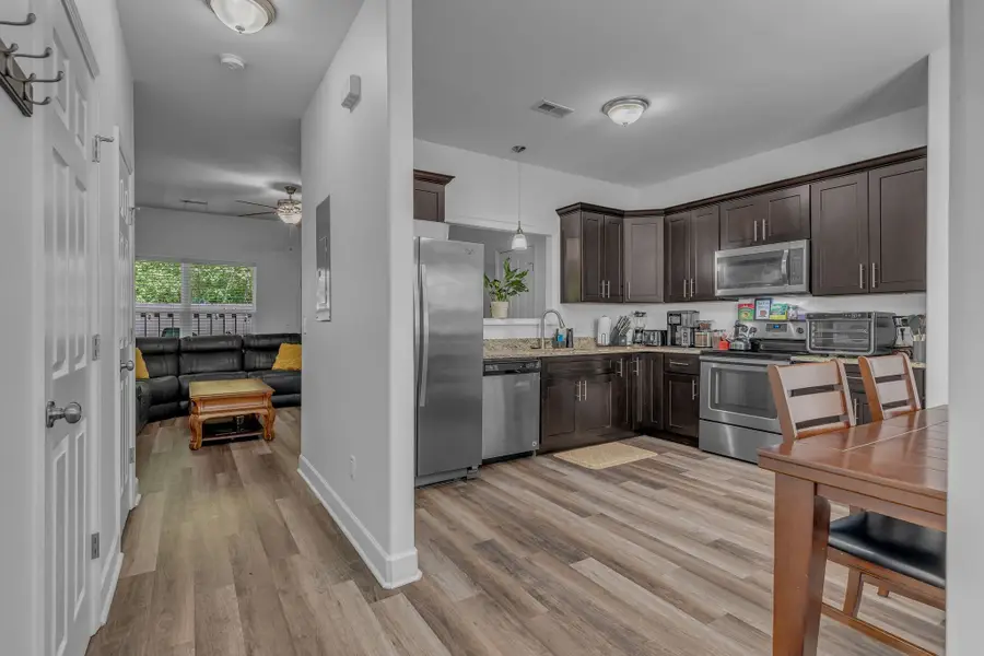 2045 Pinecrest Dr, Nashville, TN 37211 - Image #3