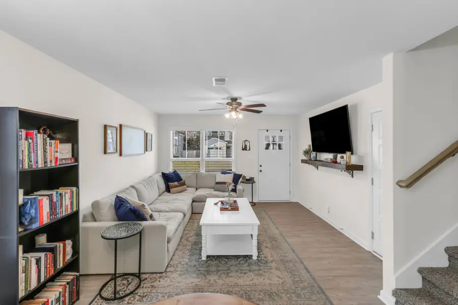 415 Hillside Dr, Clarksville, TN 37040 - #3