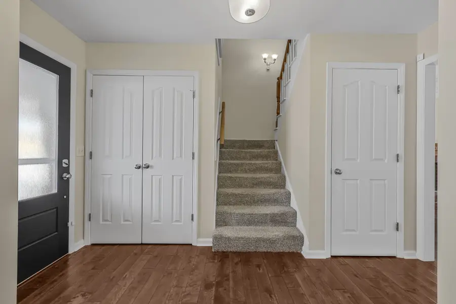 2021 Keenland Dr, Murfreesboro, TN 37127 - Image #3