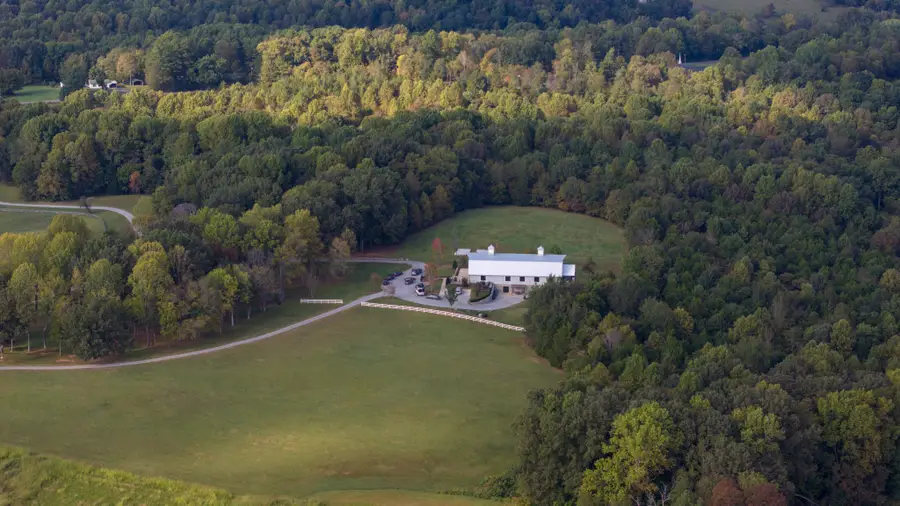 3795 Turnersville Rd, Cedar Hill, TN 37032 - Image #2