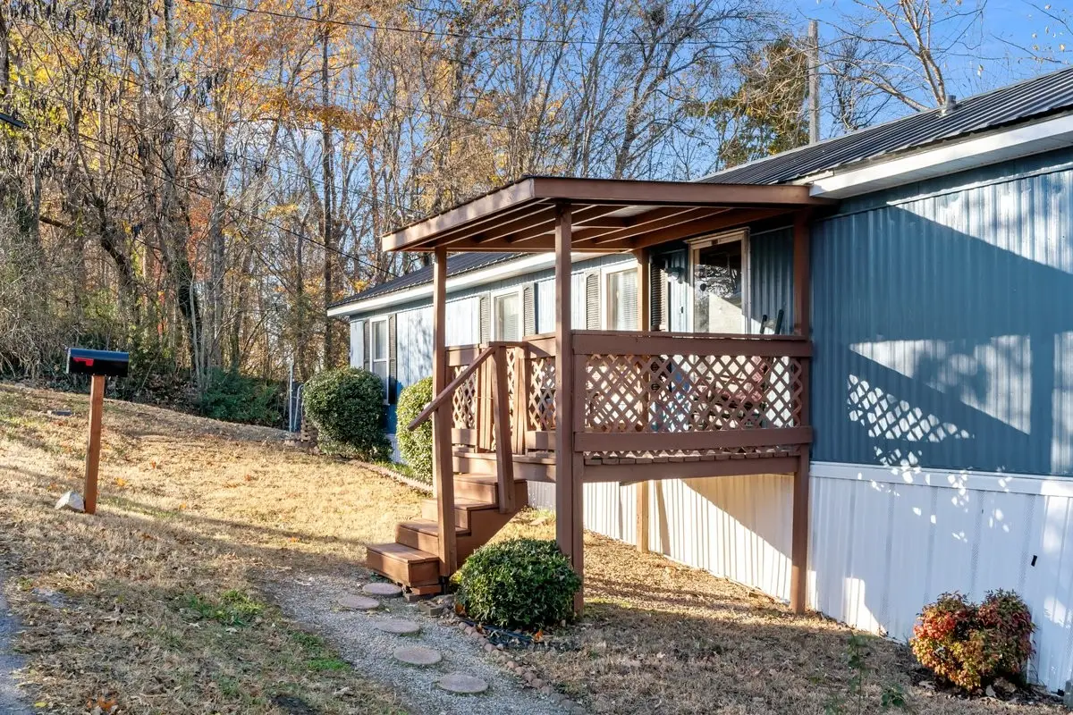 116 Landiss Ave, Cumberland City, TN 37050 - Image #1
