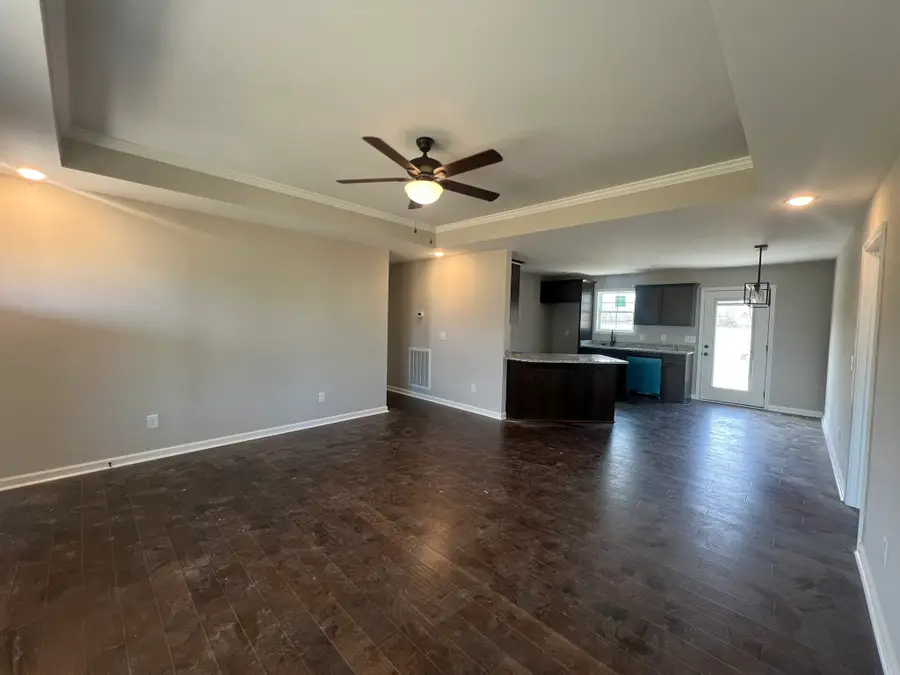 131 N Harris Ln, Portland, TN 37148 - Image #2