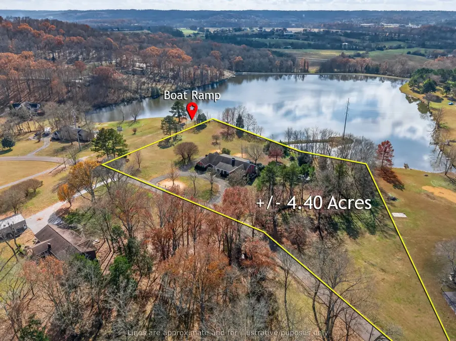 51 Timberlake Dr, Fayetteville, TN 37334 - Image #3