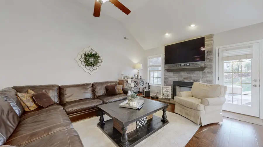 2196 Killington Dr, Clarksville, TN 37040 - Image #3