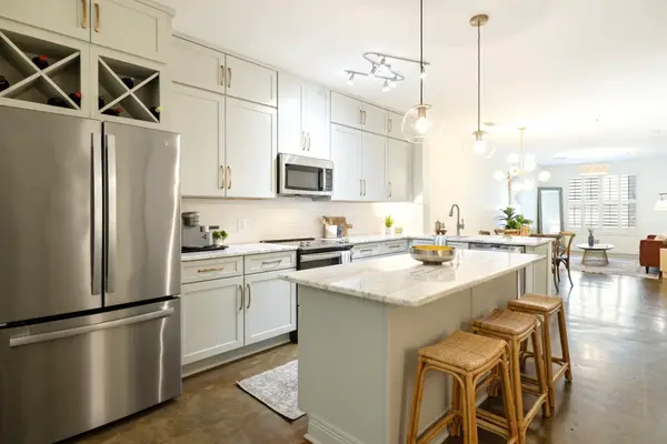 1803 Broadway #204, Nashville, TN 37203